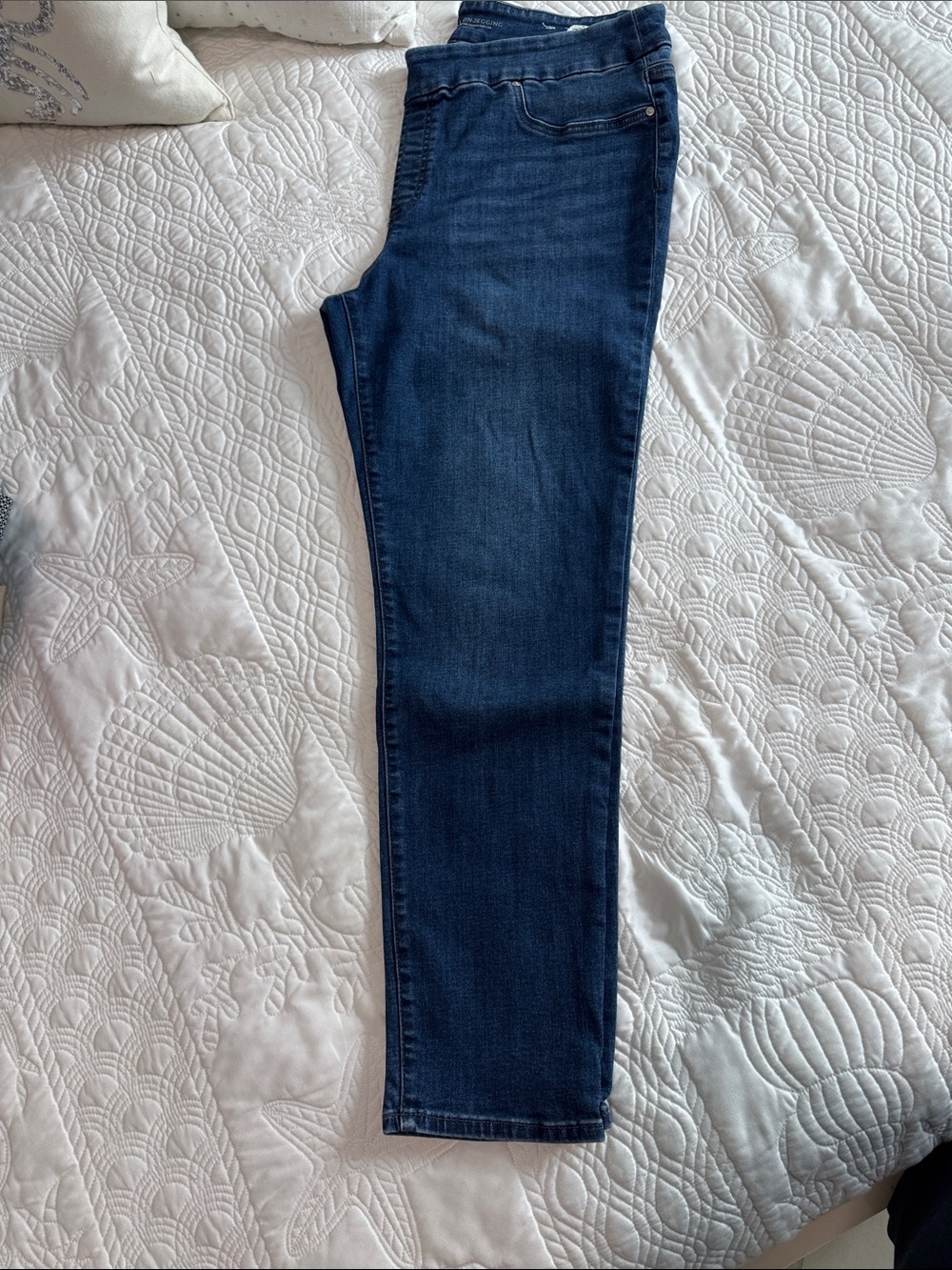 Chico's Dark Blue Skinny Stretch Jeans